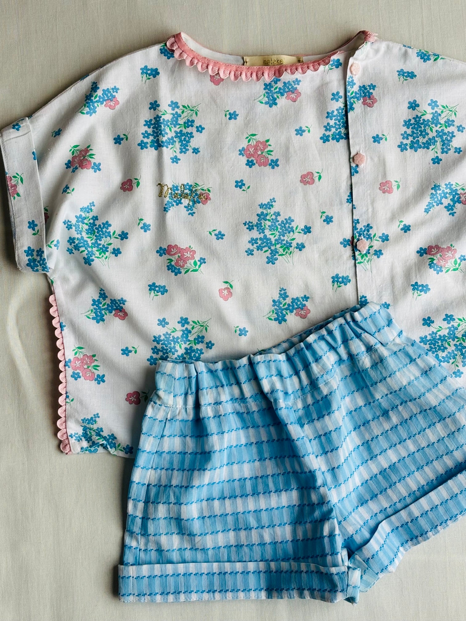 Blouse Nini & Short Nana